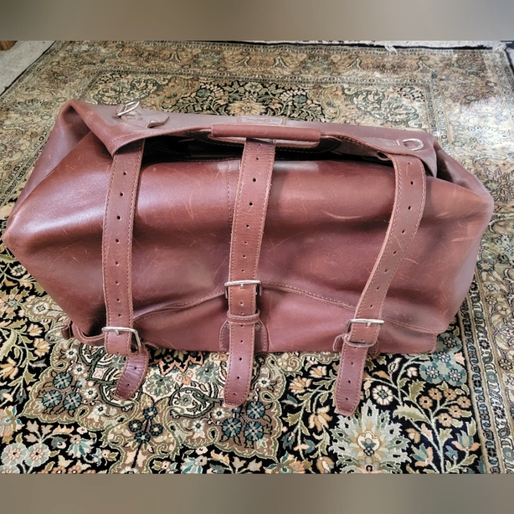 Medium Chestnut Waterbag